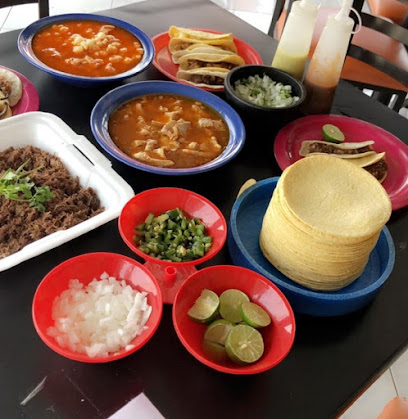 Tacos y Menudo Don Lalo Suc.Bernardo Reyes