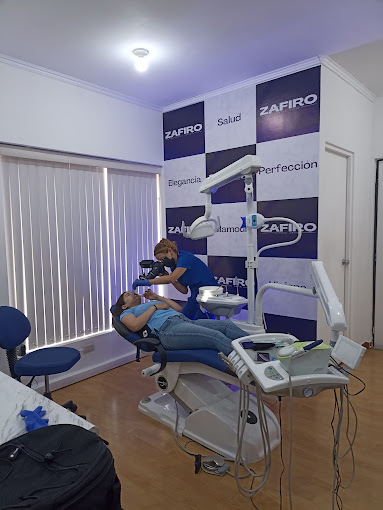 Zafiro Estética Dental, Monterrey