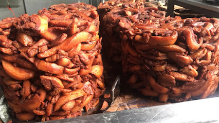 Chicharrones Tía Lola