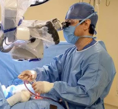 Alejandro Flores Quintanilla - Neurocirujanos en Monterrey