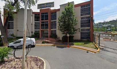 Dra. Nereyda González Benavides, Dermatólogo